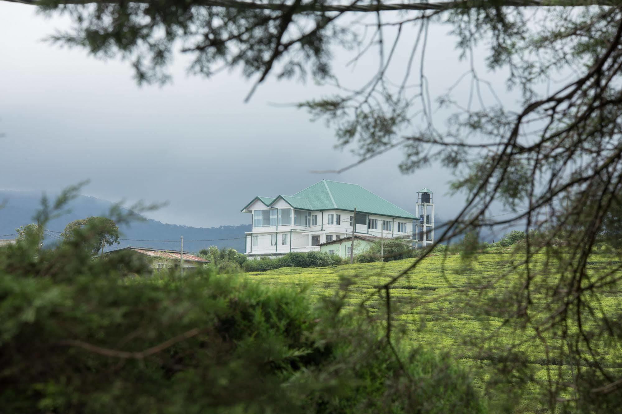 Grand Camellia Hotel Nuwara Eliya Exterior photo