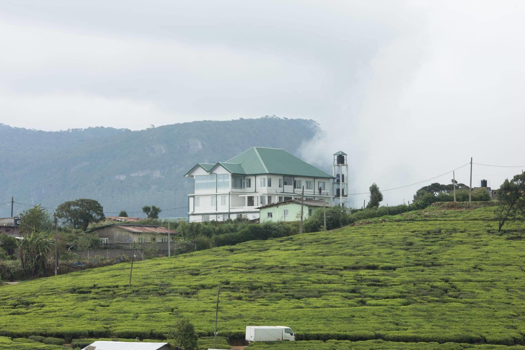 Grand Camellia Hotel Nuwara Eliya Exterior photo